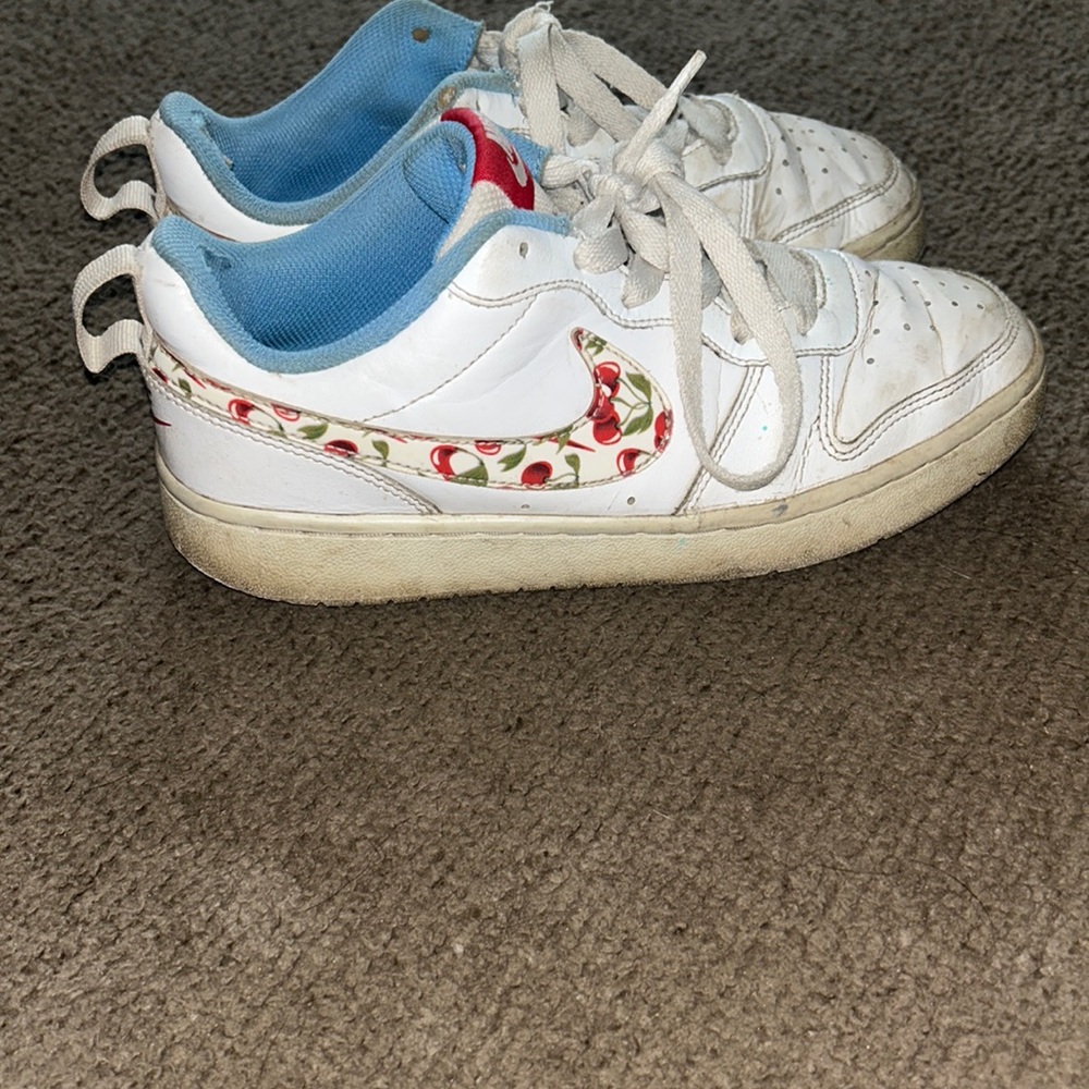 custom nike shoes size 6